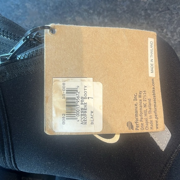 NWT Performance Neoprene Booties - Picture 3 of 5